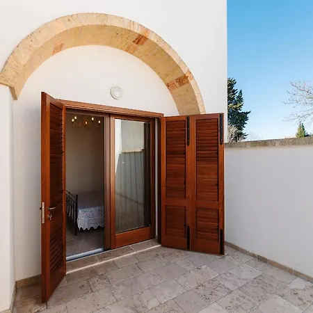 Iolanda Vacanze * Lucugnano