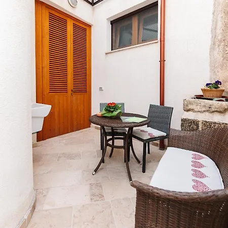 Iolanda Vacanze Σπίτι διακοπών Lucugnano