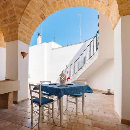 Holiday home Iolanda Vacanze Lucugnano